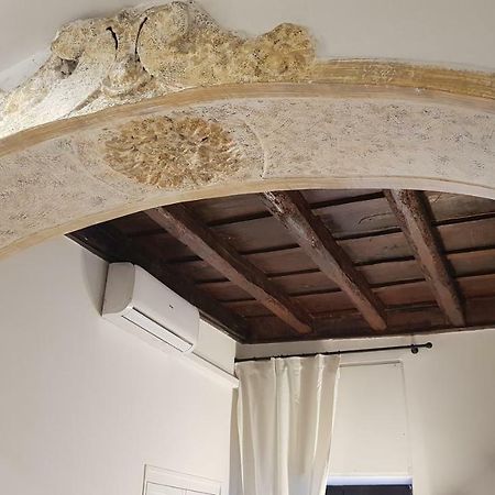 Enchanting Loft In Trastevere โรม ภายนอก รูปภาพ