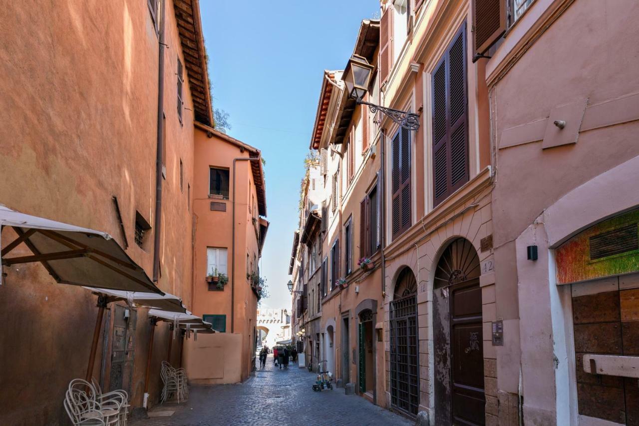 Enchanting Loft In Trastevere โรม ภายนอก รูปภาพ