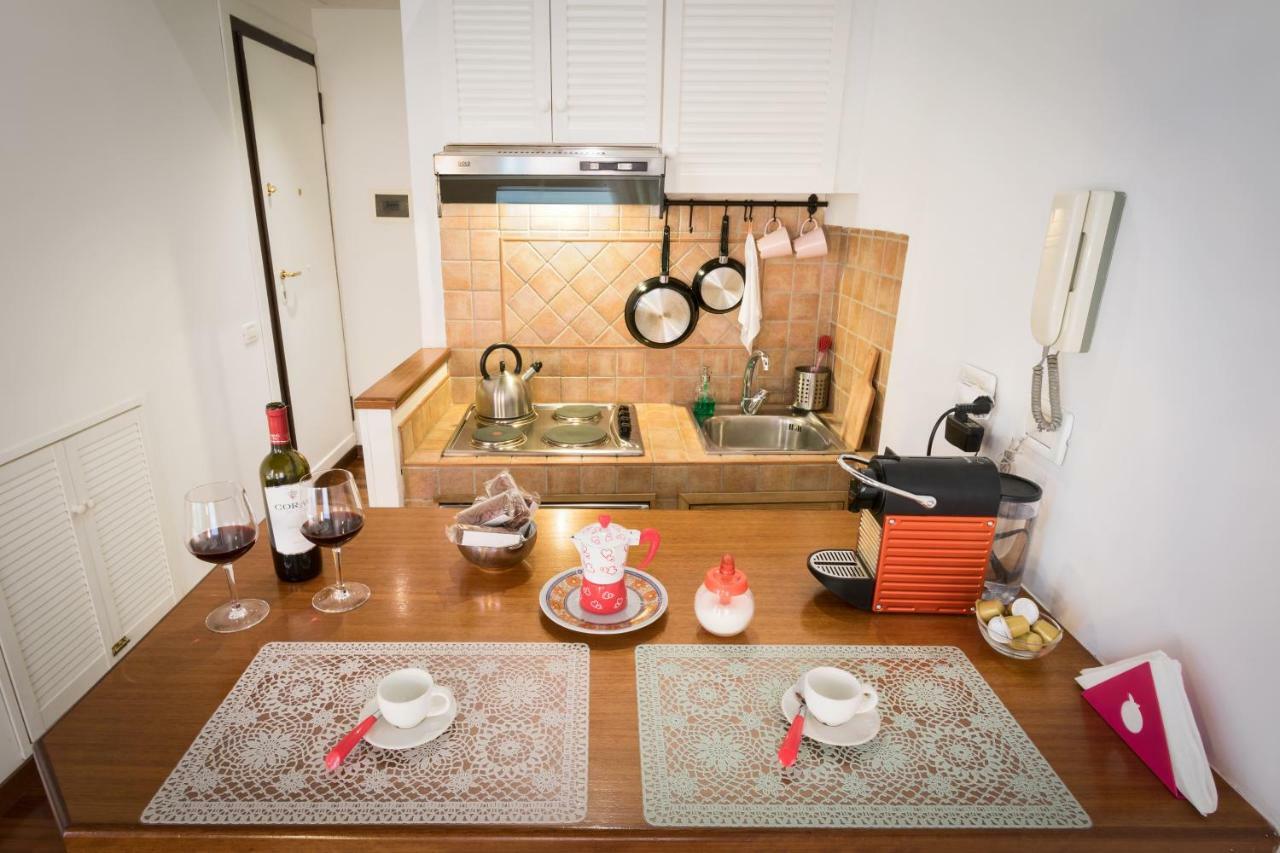 Enchanting Loft In Trastevere โรม ภายนอก รูปภาพ